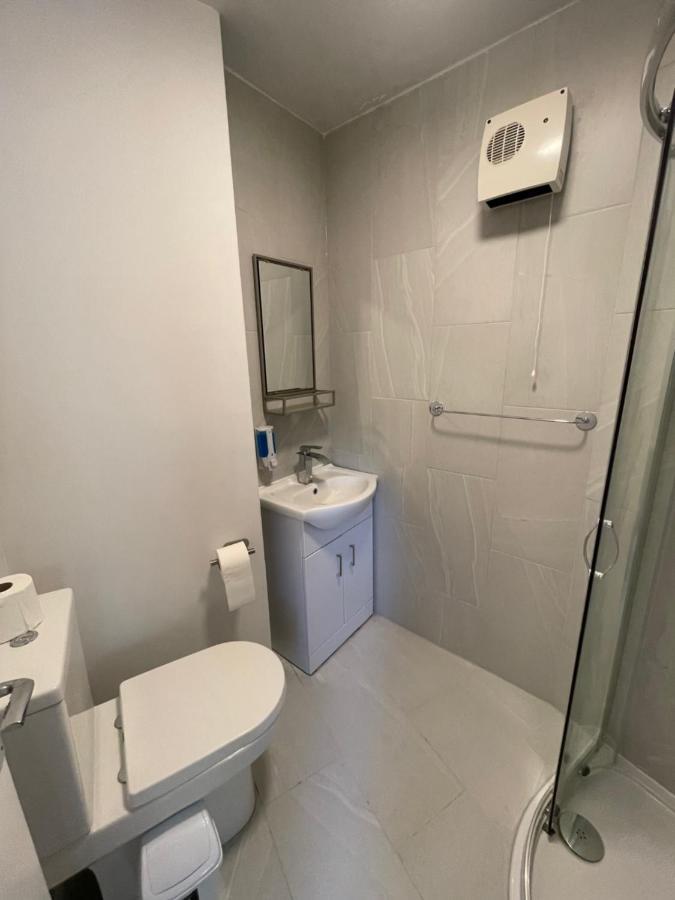 Chamberlayne Inn London Bagian luar foto