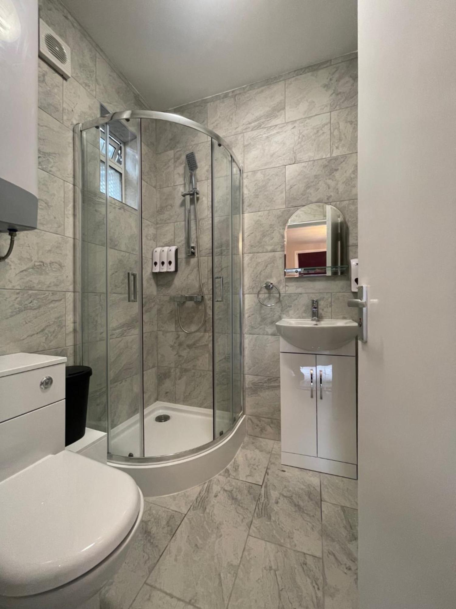 Chamberlayne Inn London Bagian luar foto