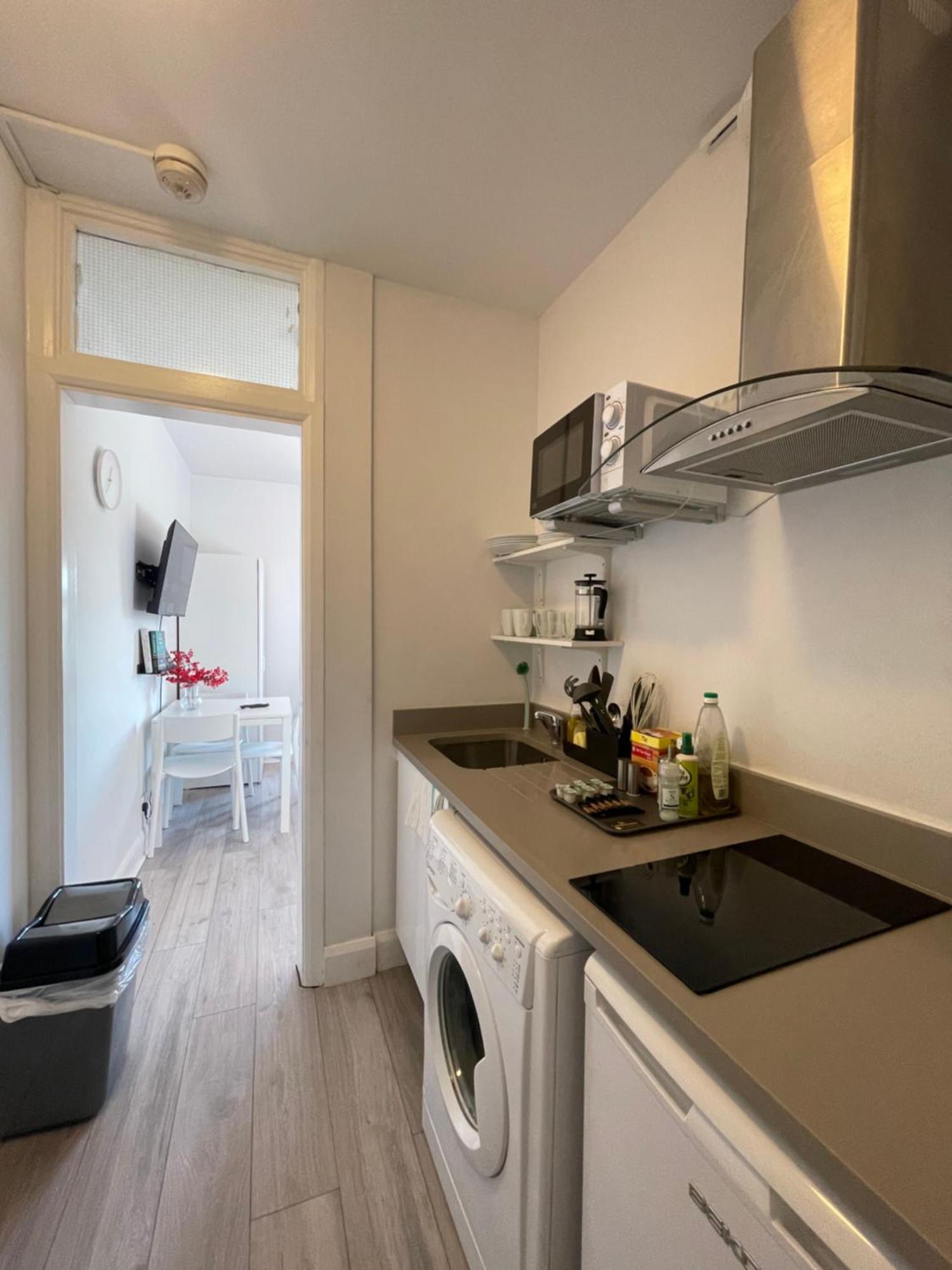 Chamberlayne Inn London Bagian luar foto